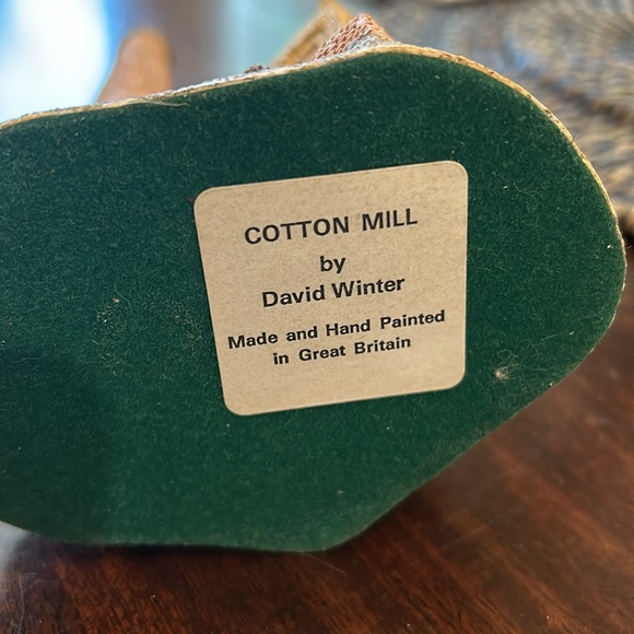 David Winter Cottage - The Cotton Mill  1983 - see description - Picture 5 of 7